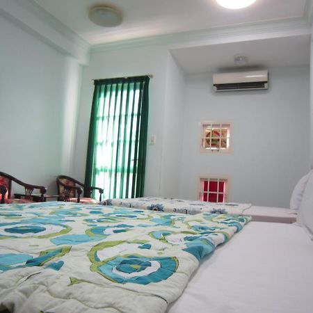 Quy Thanh Hotel Хошимин Екстериор снимка