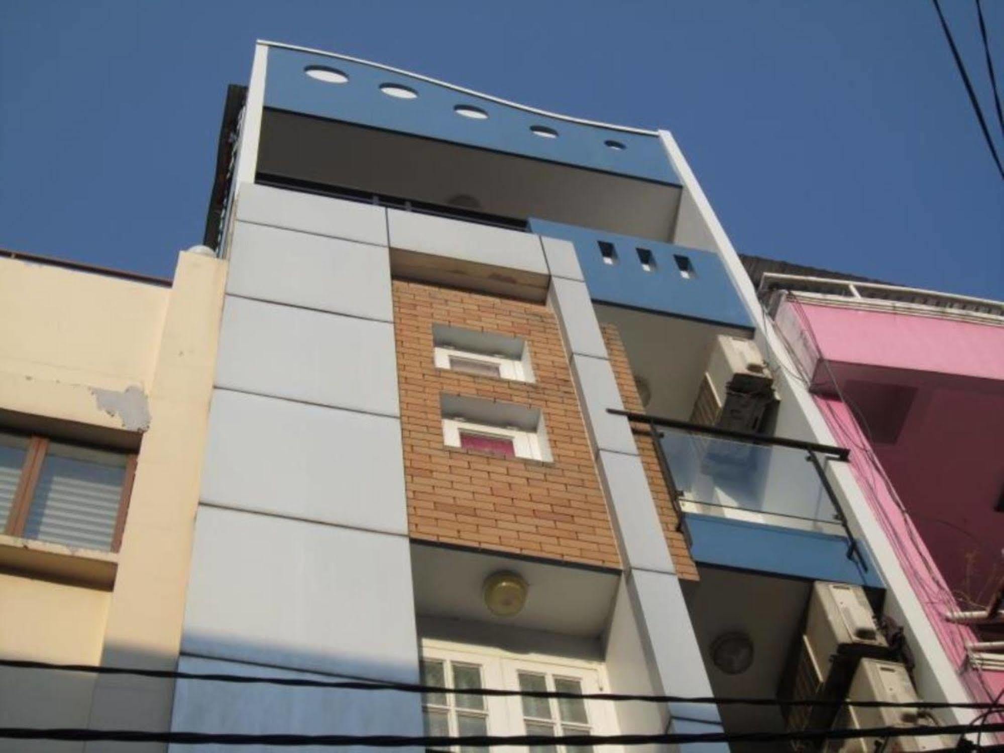 Quy Thanh Hotel Хошимин Екстериор снимка