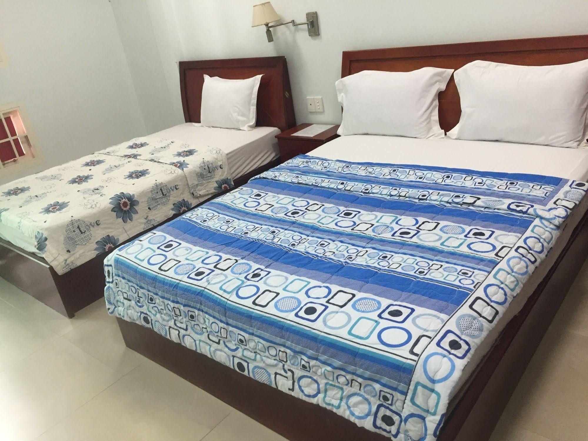 Quy Thanh Hotel Хошимин Екстериор снимка