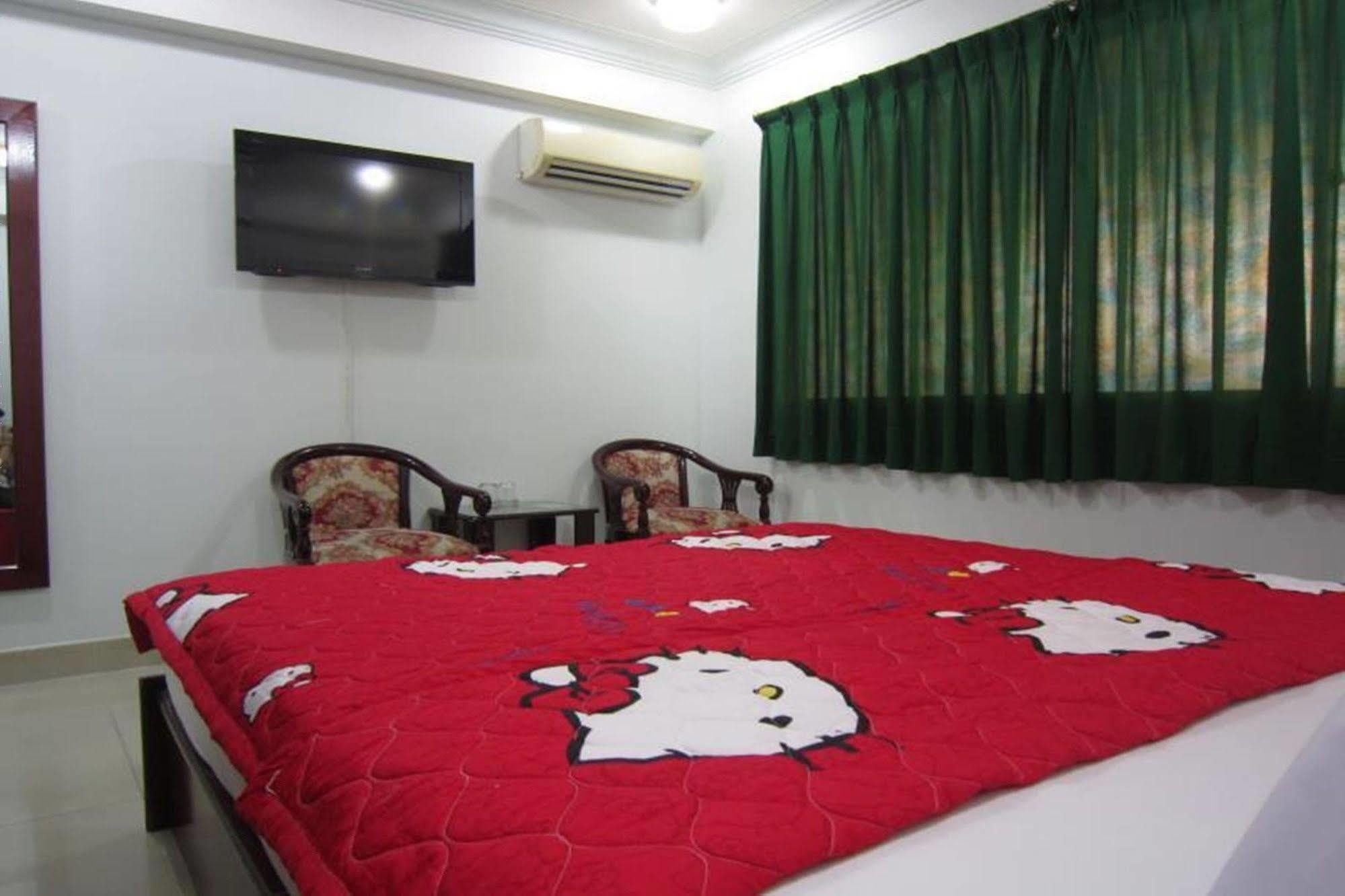Quy Thanh Hotel Хошимин Екстериор снимка